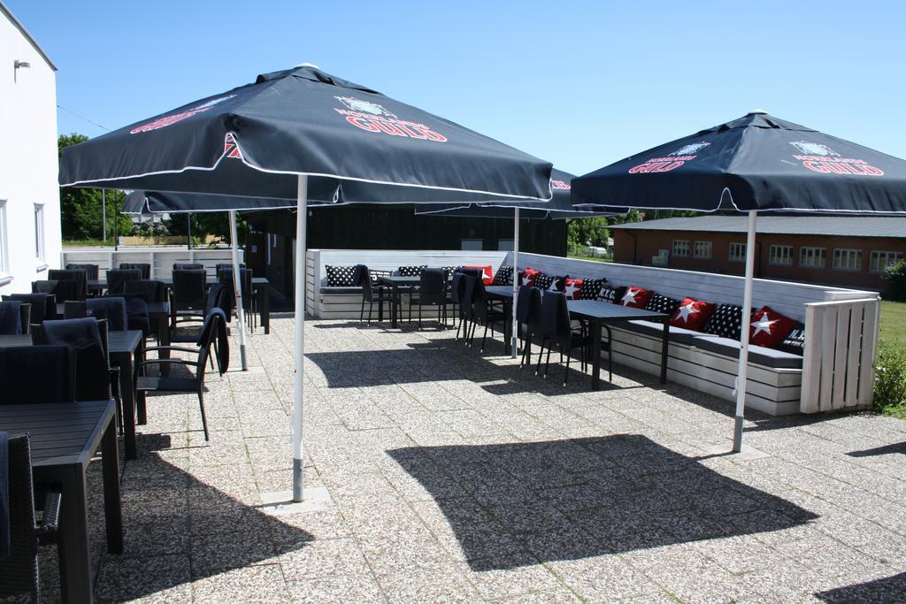 Uncle Joe'S Hostel Visby Bagian luar foto