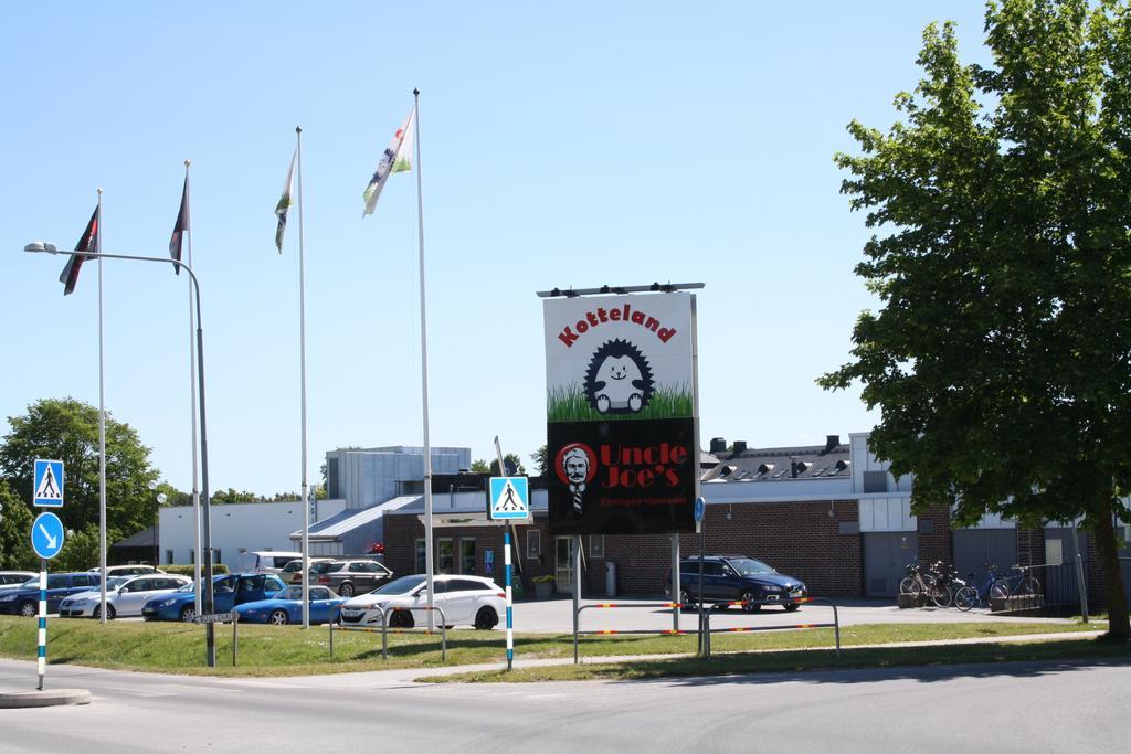 Uncle Joe'S Hostel Visby Bagian luar foto