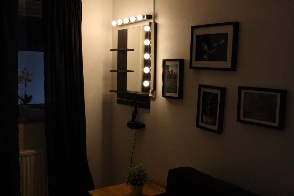 Uncle Joe'S Hostel Visby Bagian luar foto